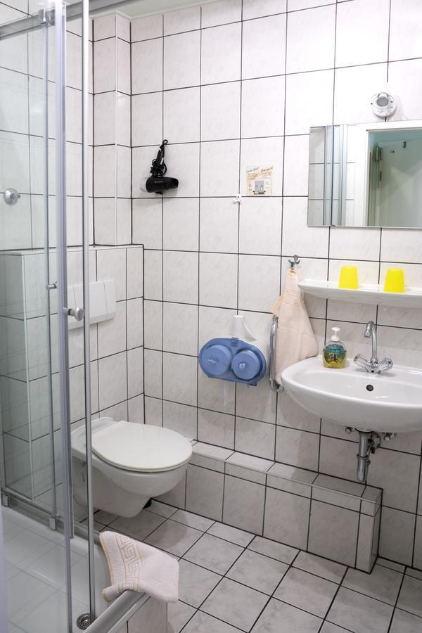 Pension Bei Schinderhannes Und Julchen บอพพาร์ด ภายนอก รูปภาพ
